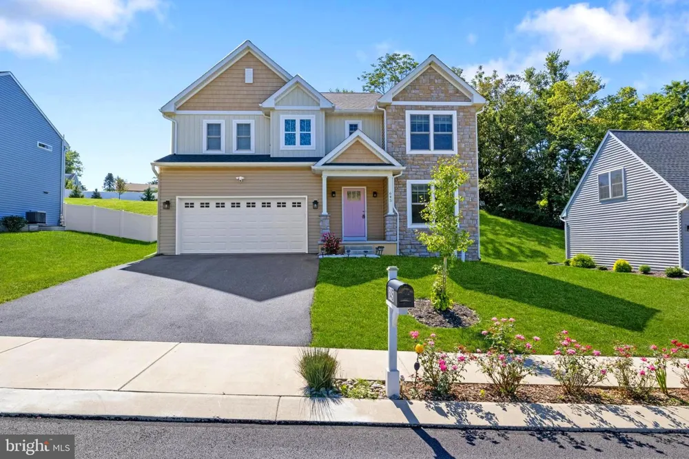 645 PIER DRIVE Lancaster, PA 17603