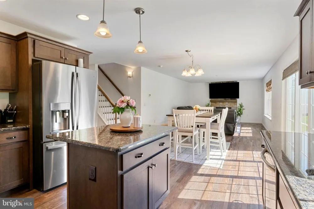 645 PIER DRIVE Lancaster, PA 17603