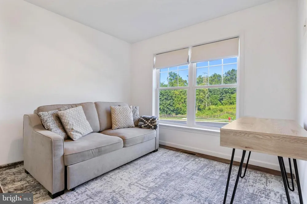 645 PIER DRIVE Lancaster, PA 17603