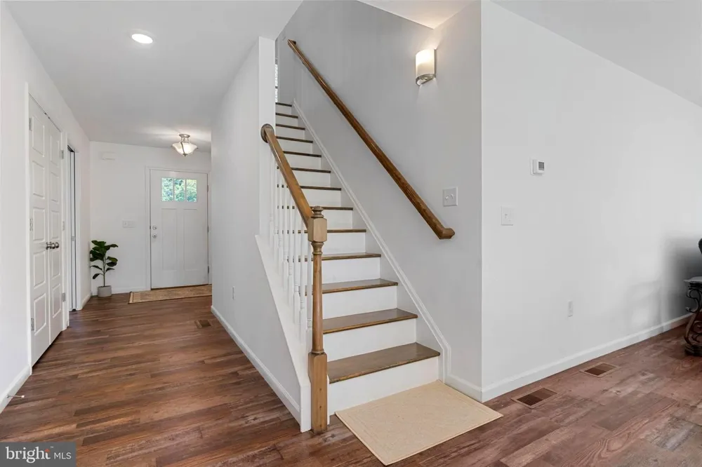 645 PIER DRIVE Lancaster, PA 17603