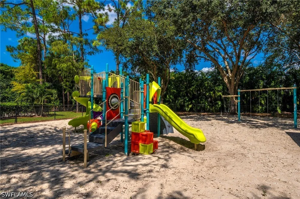Tivoli Court Naples, FL 34104
