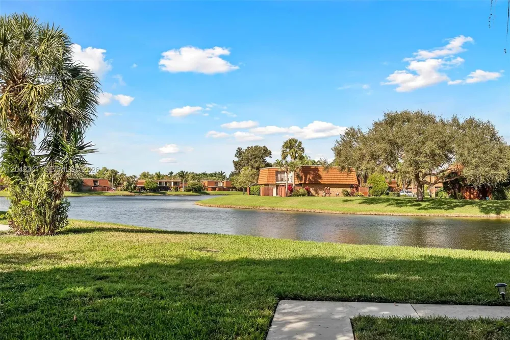11867 SW 13th Ct Davie, FL 33325