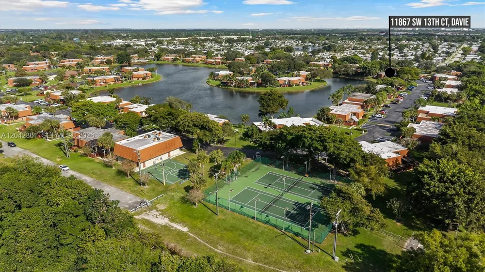 11867 SW 13th Ct Davie, FL 33325