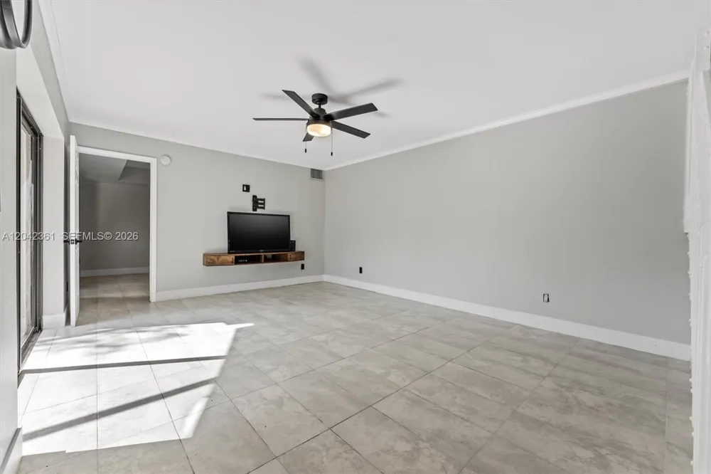 11867 SW 13th Ct Davie, FL 33325
