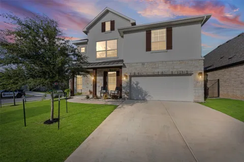 531 Great Lawn Bend