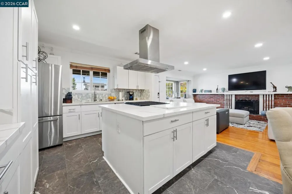 993 Argenta Court Pacheco, CA 94553