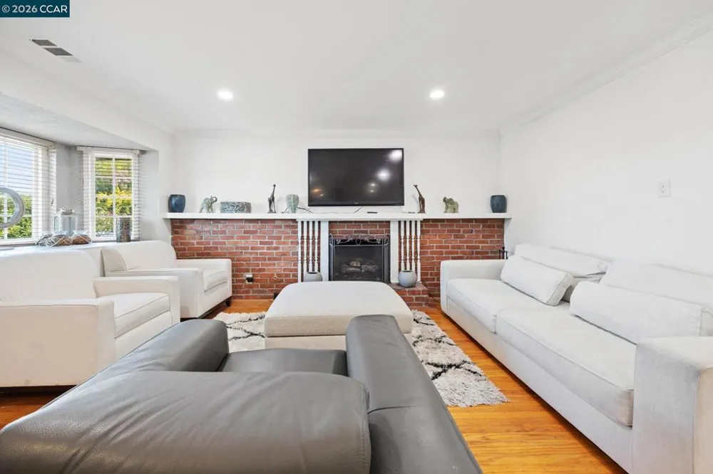 993 Argenta Court Pacheco, CA 94553