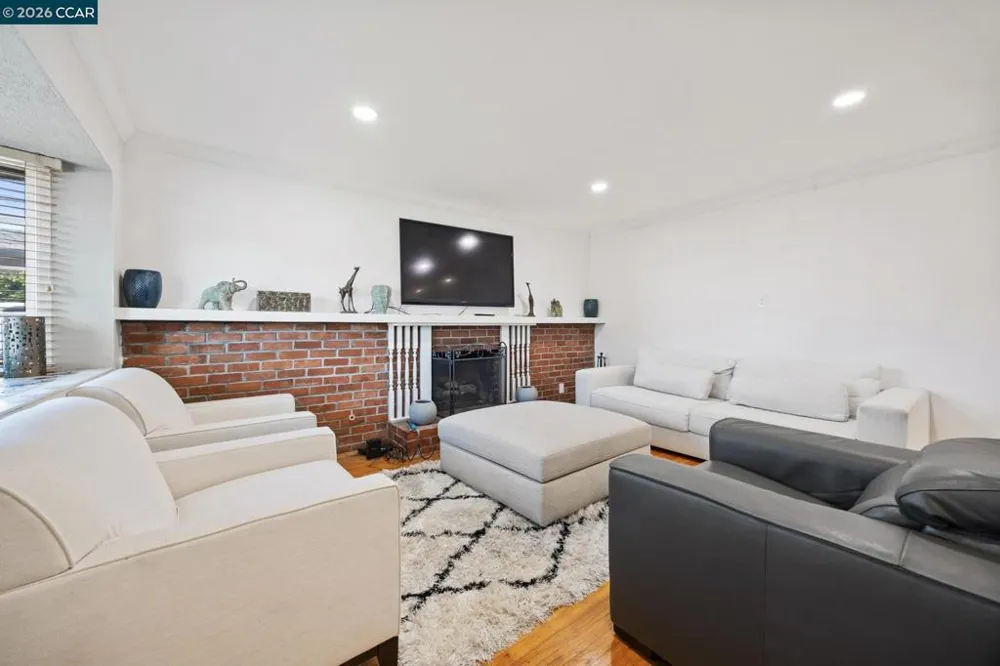 993 Argenta Court Pacheco, CA 94553