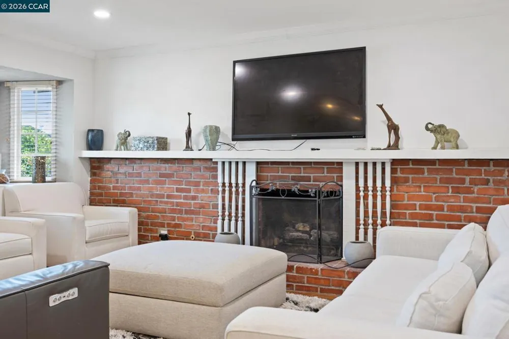 993 Argenta Court Pacheco, CA 94553