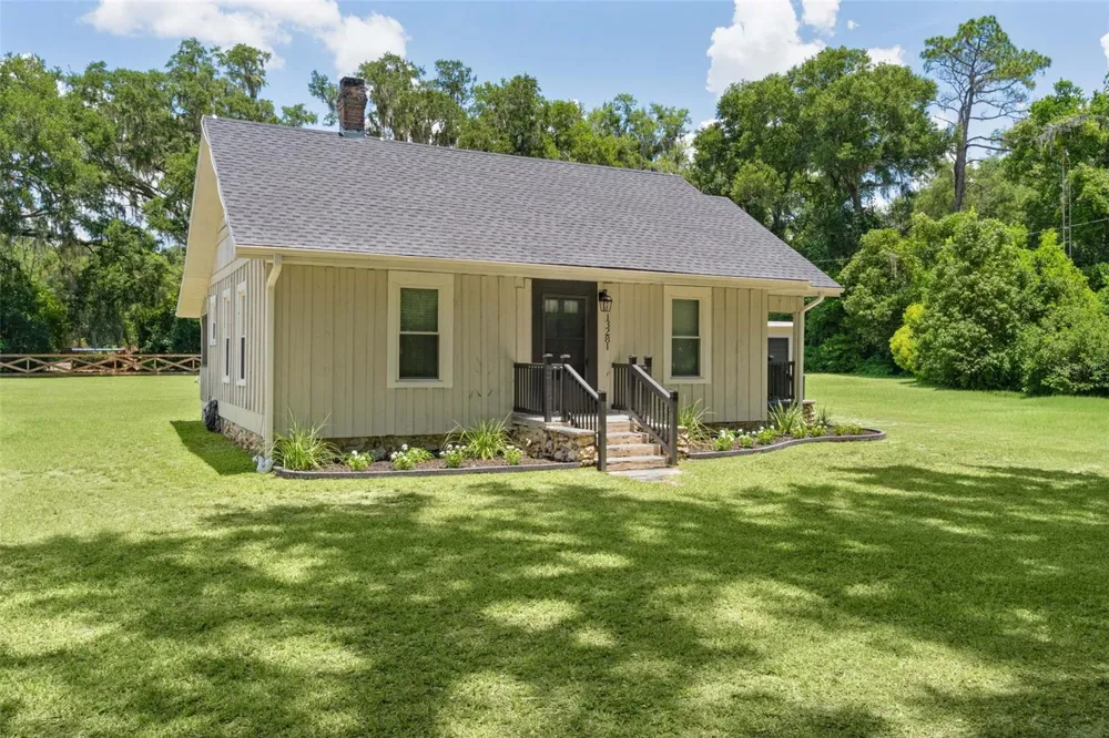 13281 SE 122ND PLACE Ocklawaha, FL 32179