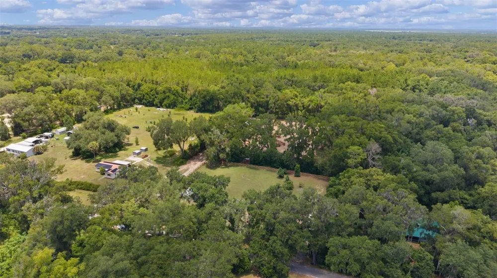 13281 SE 122ND PLACE Ocklawaha, FL 32179