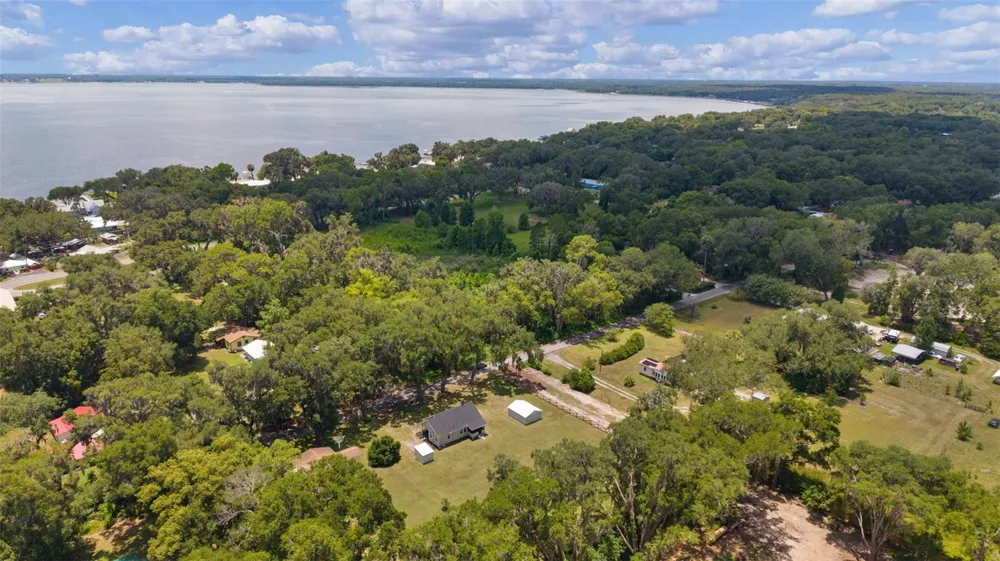 13281 SE 122ND PLACE Ocklawaha, FL 32179