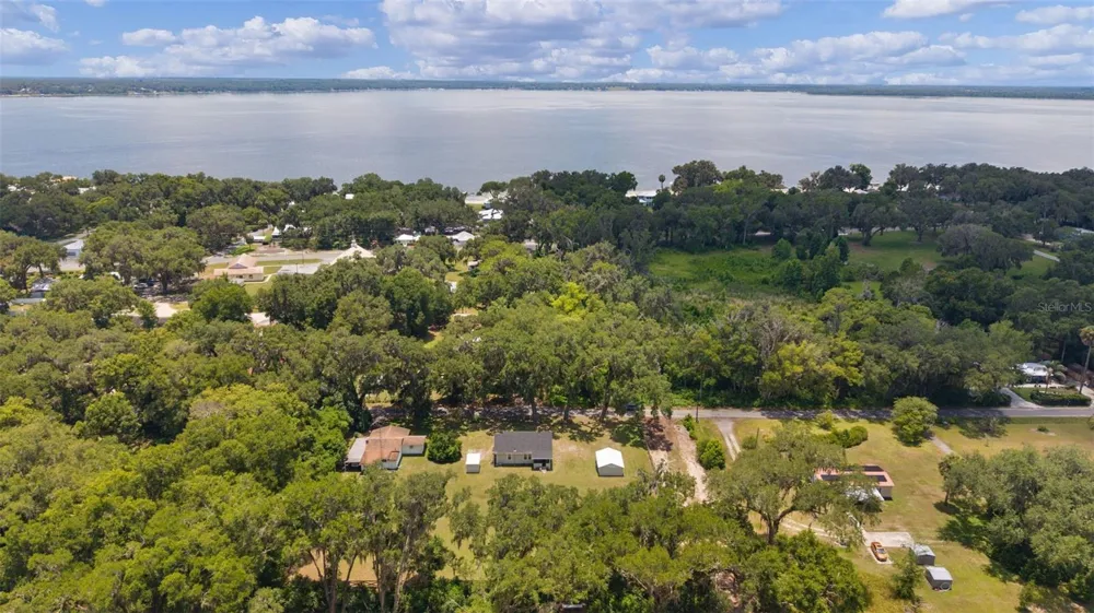 13281 SE 122ND PLACE Ocklawaha, FL 32179