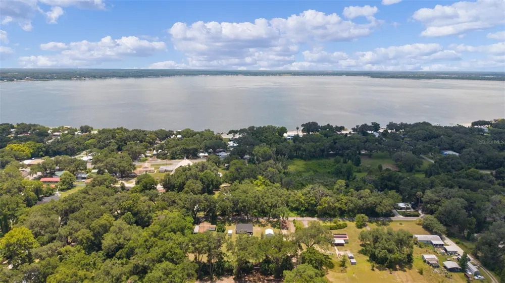 13281 SE 122ND PLACE Ocklawaha, FL 32179