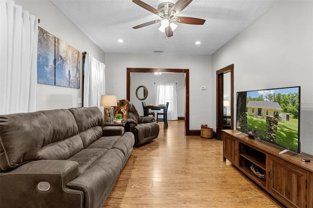 13281 SE 122ND PLACE Ocklawaha, FL 32179