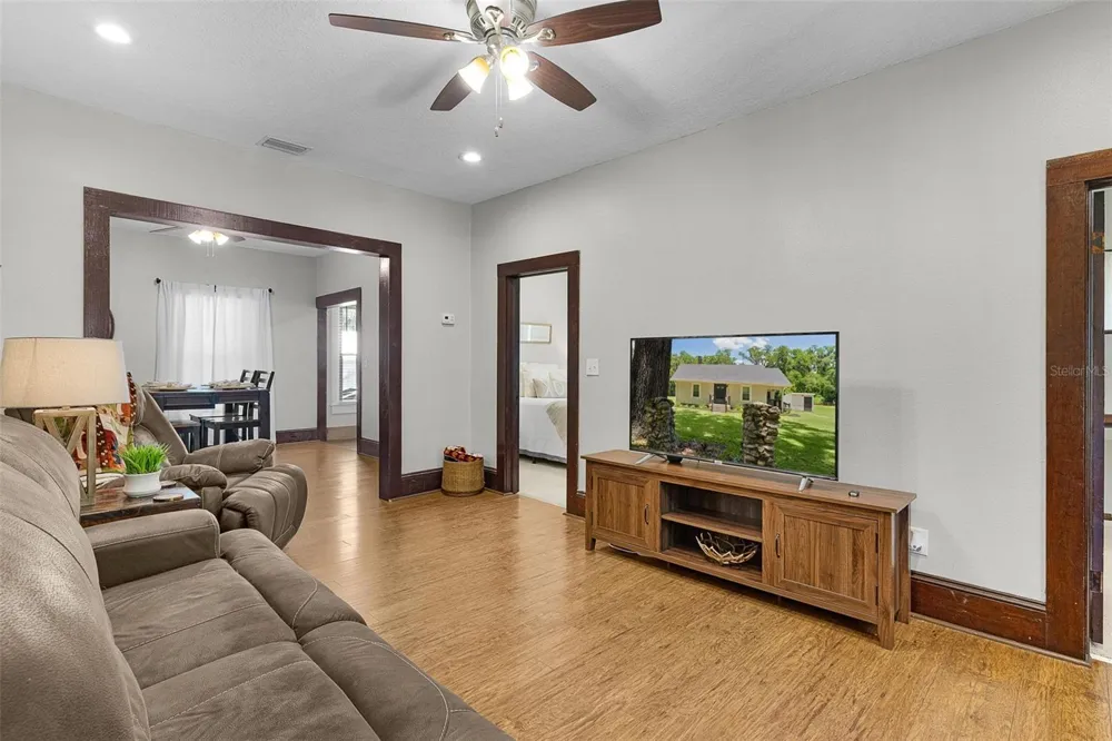 13281 SE 122ND PLACE Ocklawaha, FL 32179