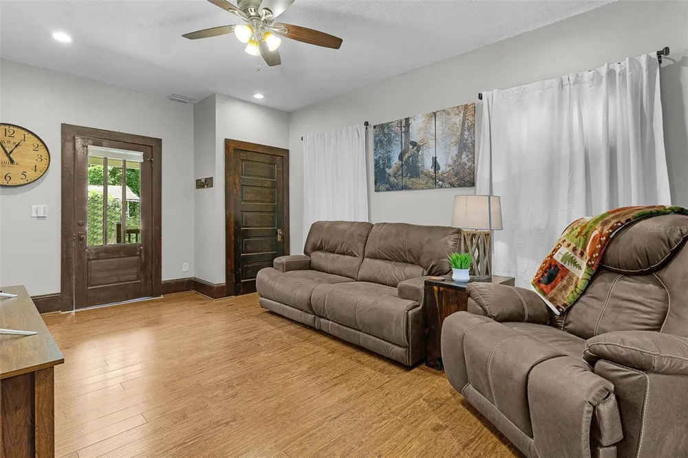 13281 SE 122ND PLACE Ocklawaha, FL 32179