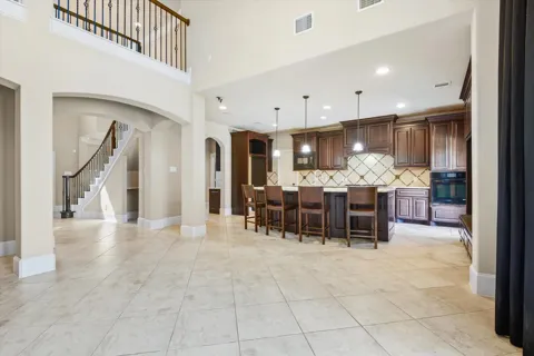 15811 Crestbrook Drive