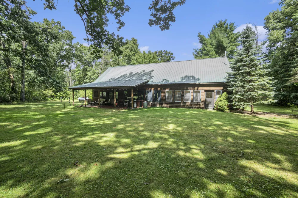 7 W 4 Mile Road Peacock Township, MI 49656