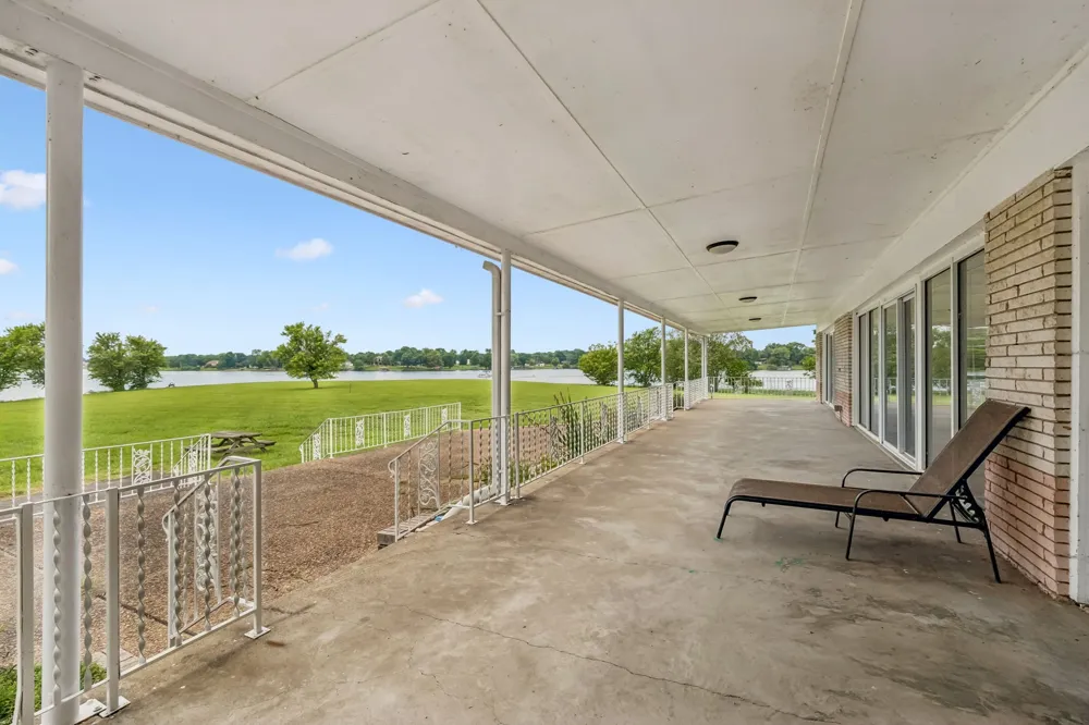 413 Private Dr Hendersonville, TN 37075
