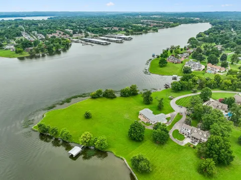 413 Private Dr