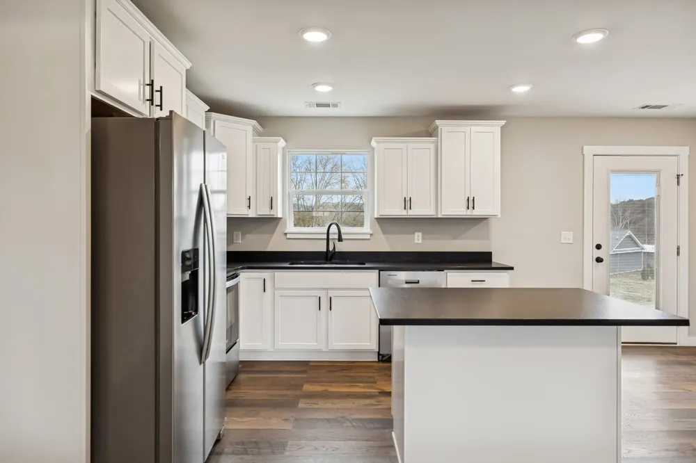 108 Crows Hill Dr Gordonsville, TN 38563