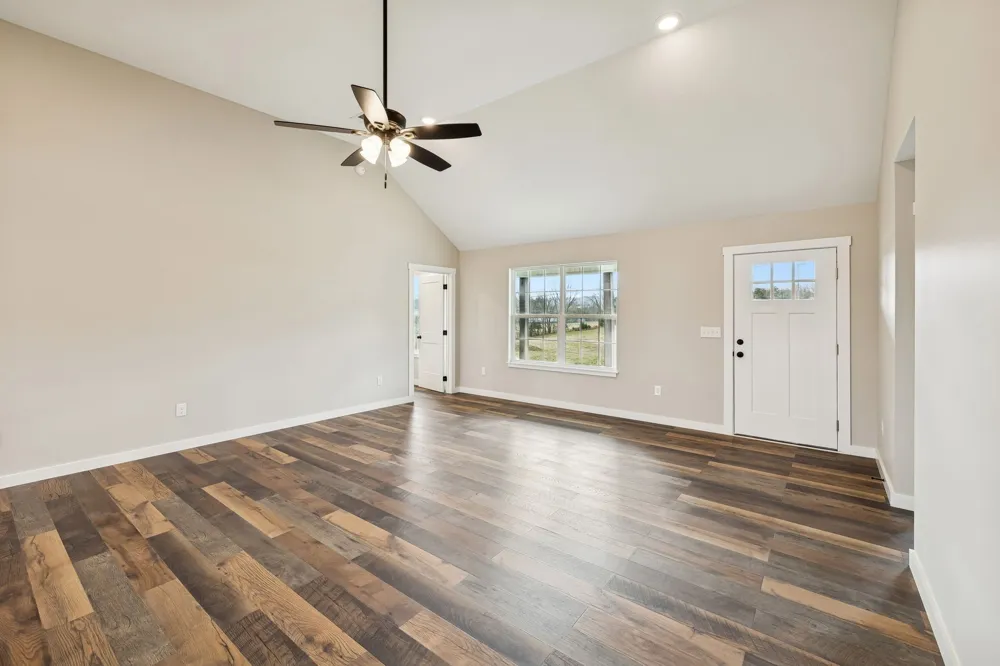 108 Crows Hill Dr Gordonsville, TN 38563