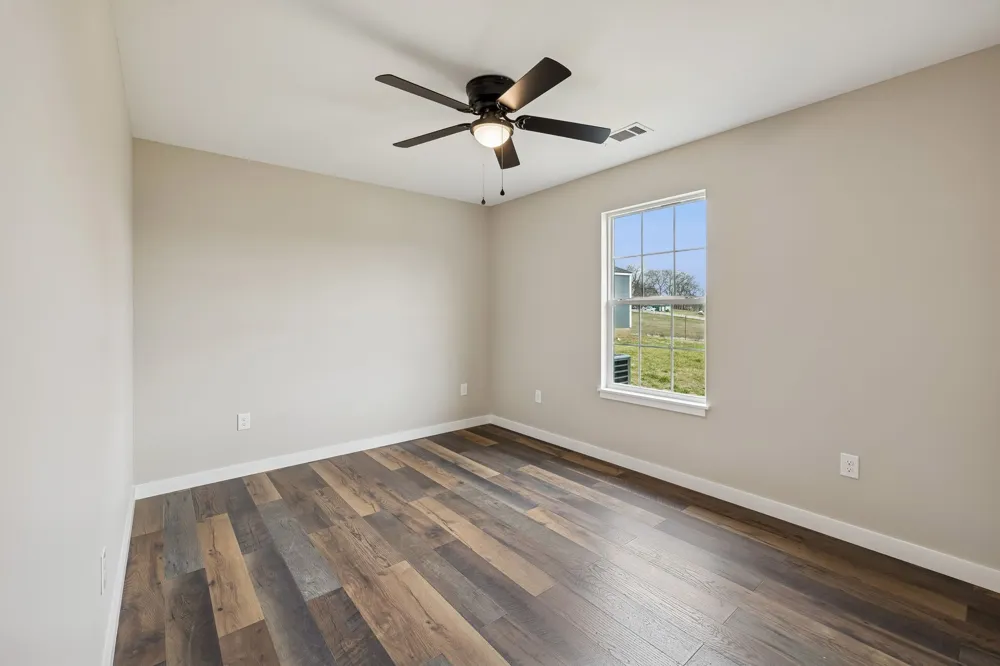 108 Crows Hill Dr Gordonsville, TN 38563