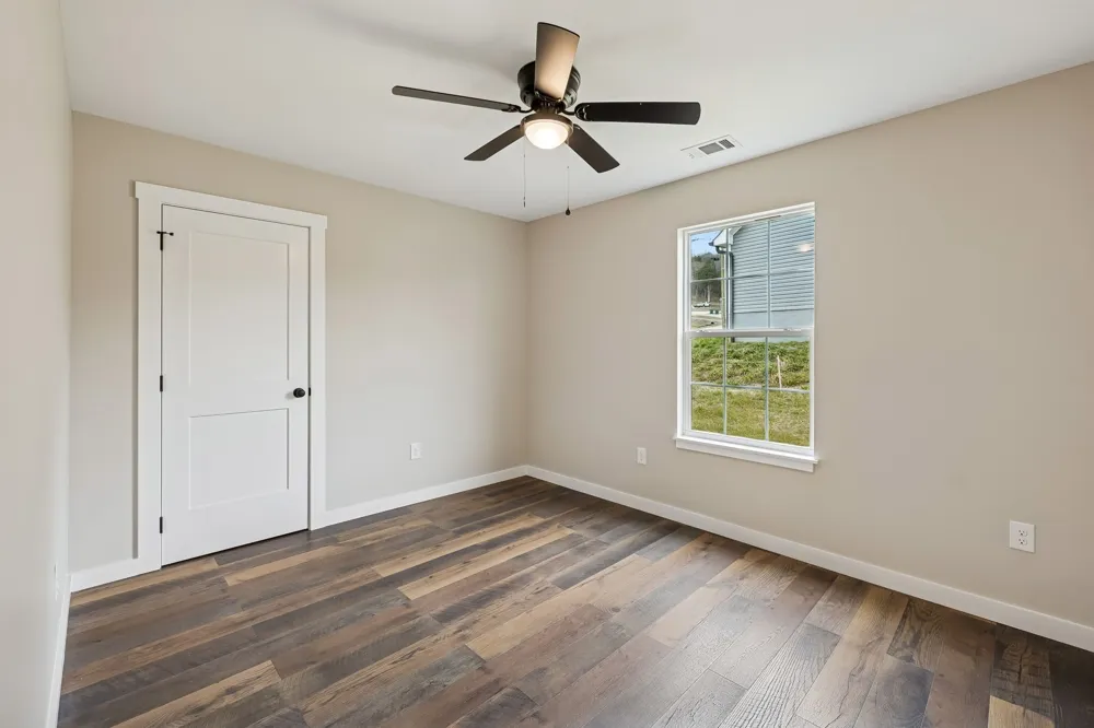 108 Crows Hill Dr Gordonsville, TN 38563