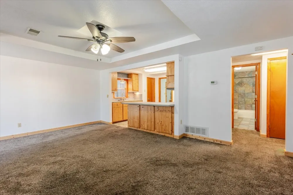 308 Hallvale Drive White Settlement, TX 76108