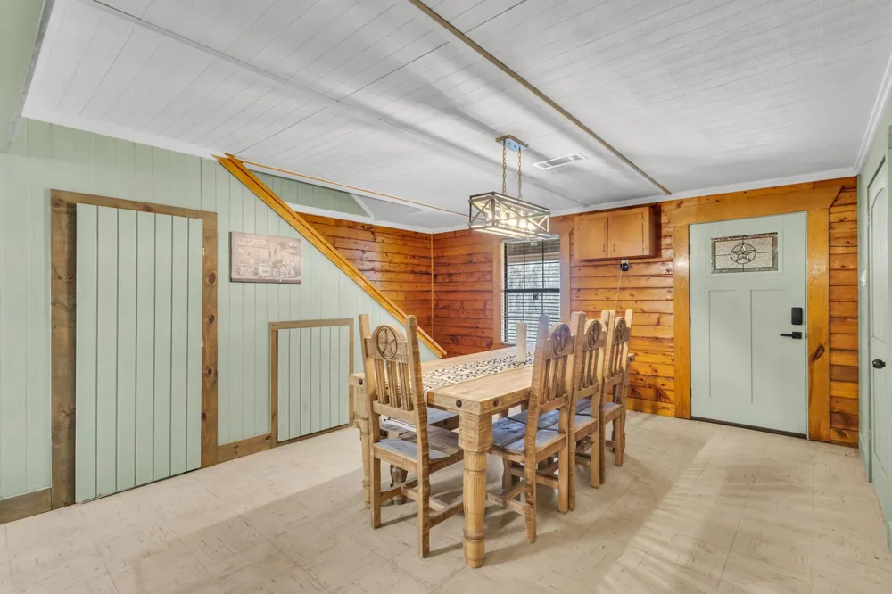 245 Pr 8368 Spurger, TX 77660