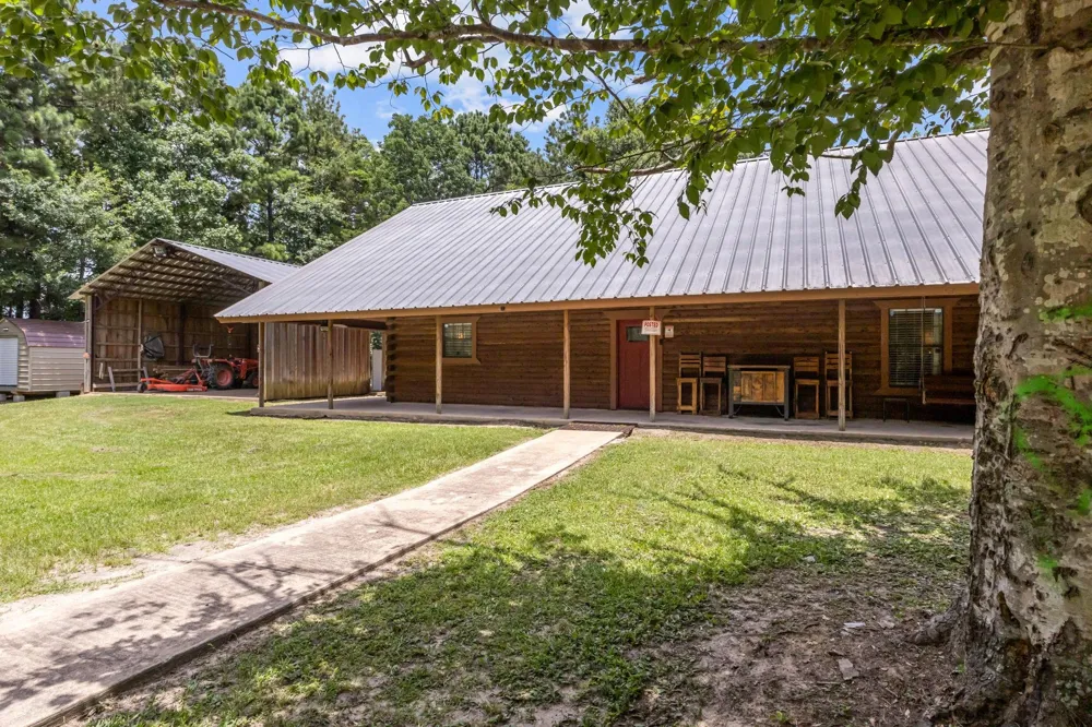 245 Pr 8368 Spurger, TX 77660