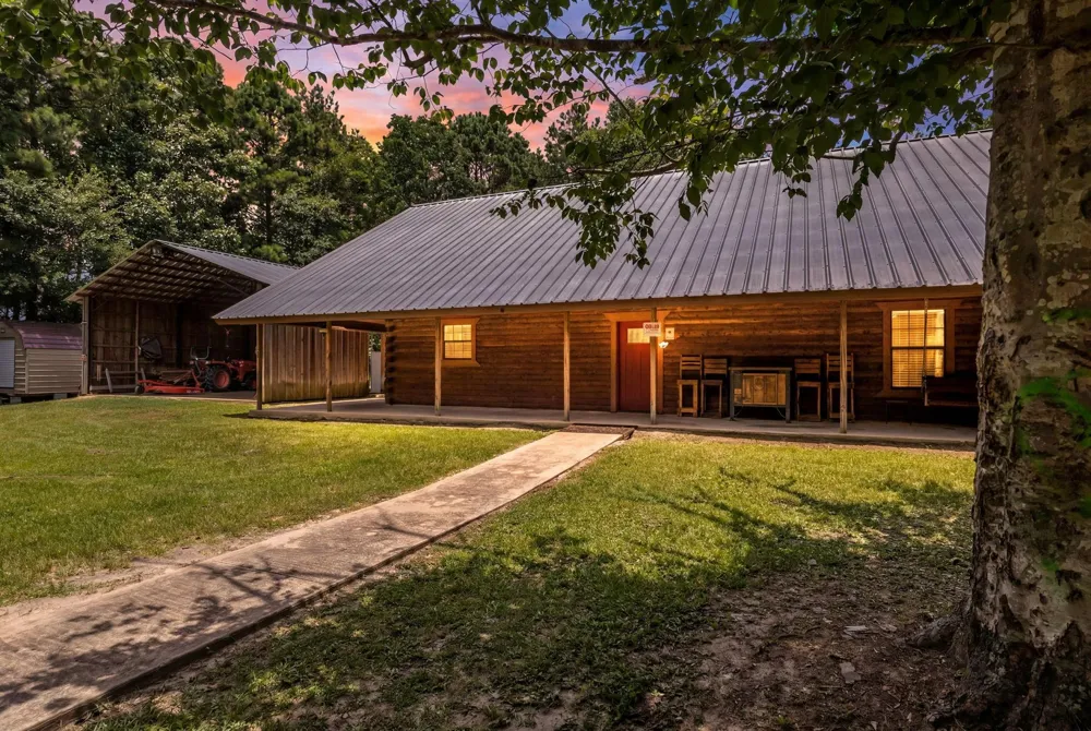 245 Pr 8368 Spurger, TX 77660