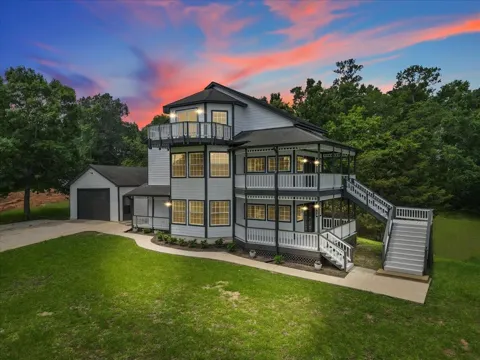 401 Paradise Drive