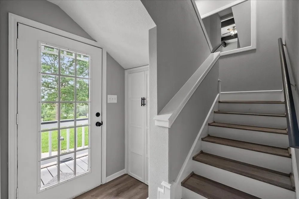 401 Paradise Drive Coldspring, TX 77331