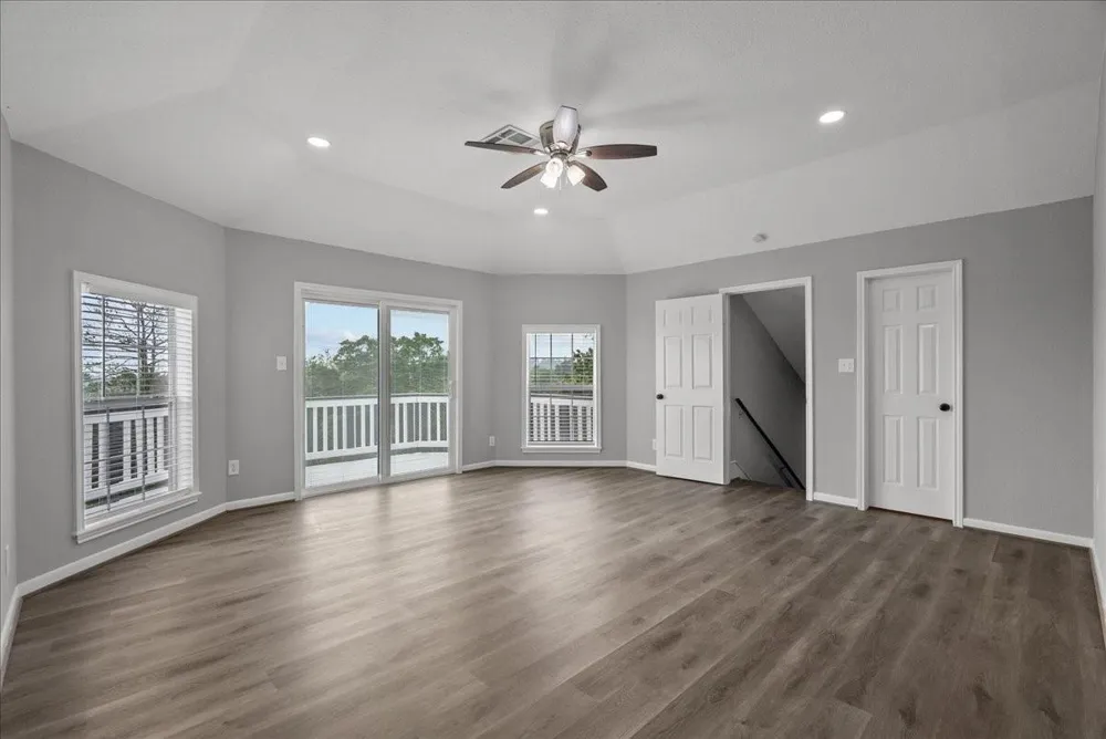401 Paradise Drive Coldspring, TX 77331