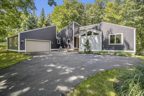 5410 W Oak Ridge Drive