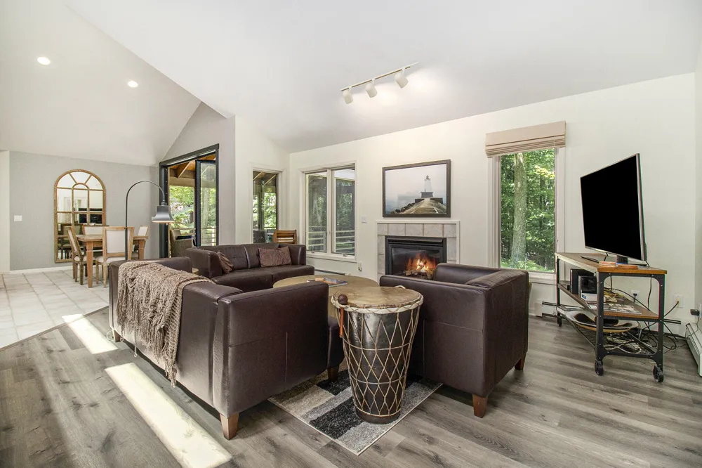 5410 W Oak Ridge Drive Ludington, MI 49431