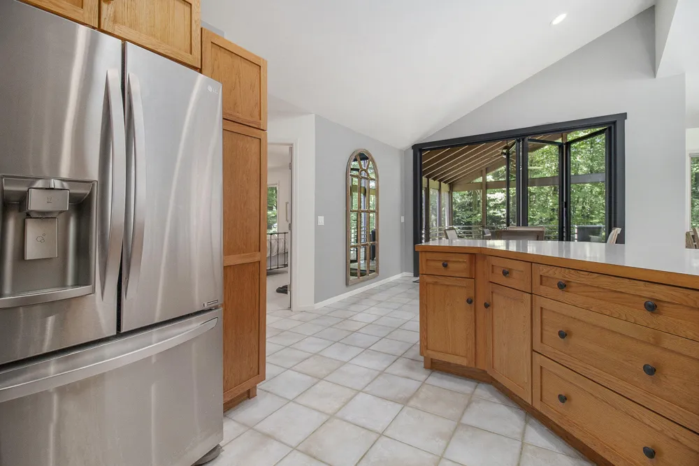 5410 W Oak Ridge Drive Ludington, MI 49431
