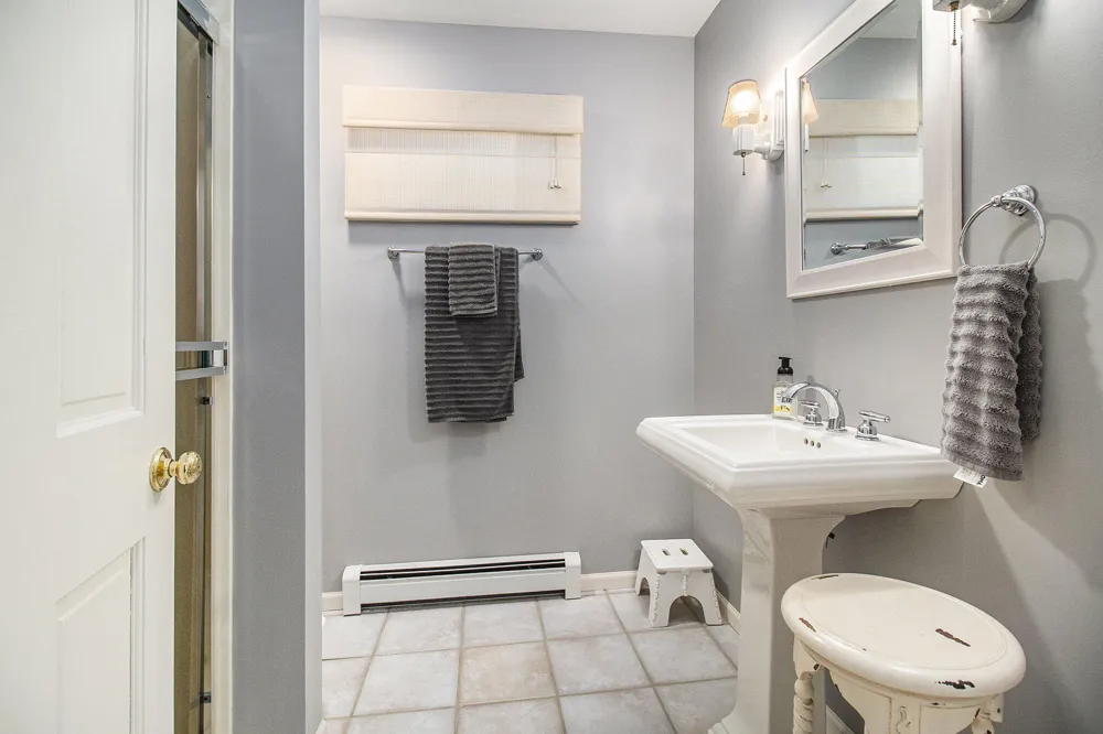 5410 W Oak Ridge Drive Ludington, MI 49431