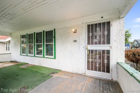 195 Eason Street