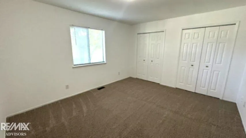 40869 Highpointe Drive Clinton Charter Township, MI 48038