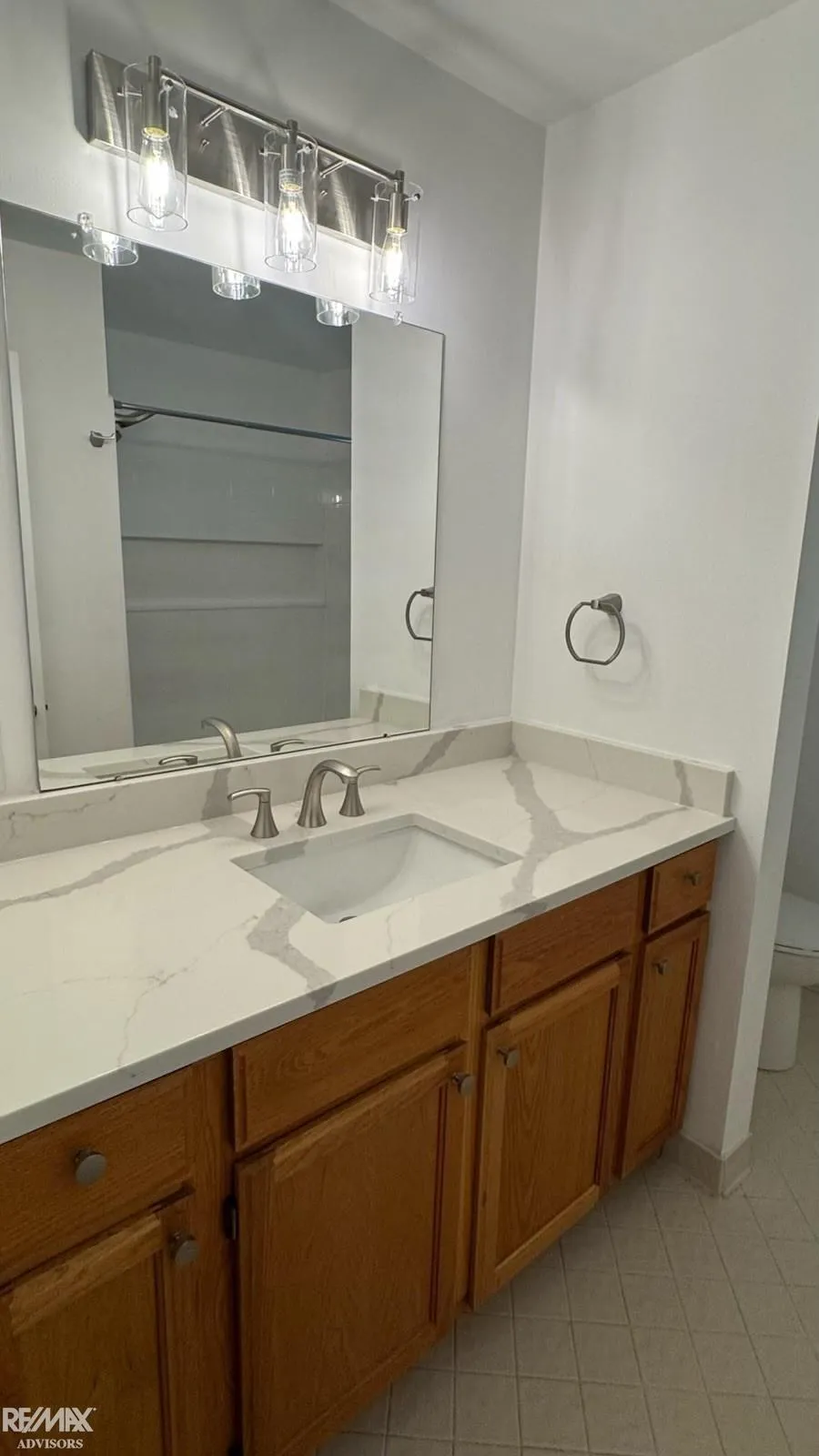 40869 Highpointe Drive Clinton Charter Township, MI 48038