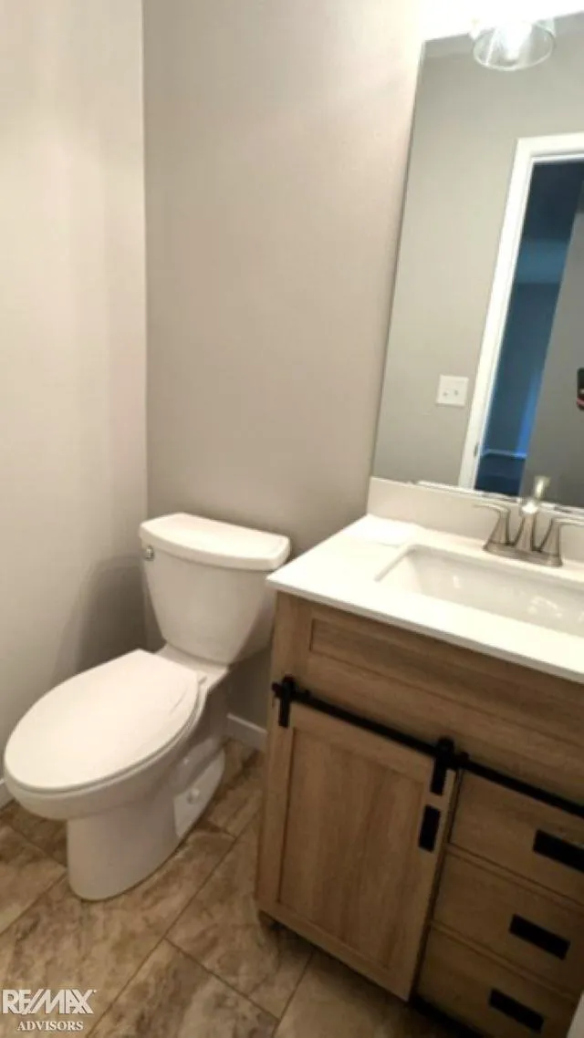 40869 Highpointe Drive Clinton Charter Township, MI 48038