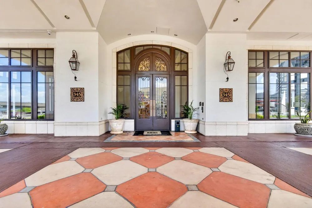 345 BAYSHORE BOULEVARD #403 Tampa, FL 33606