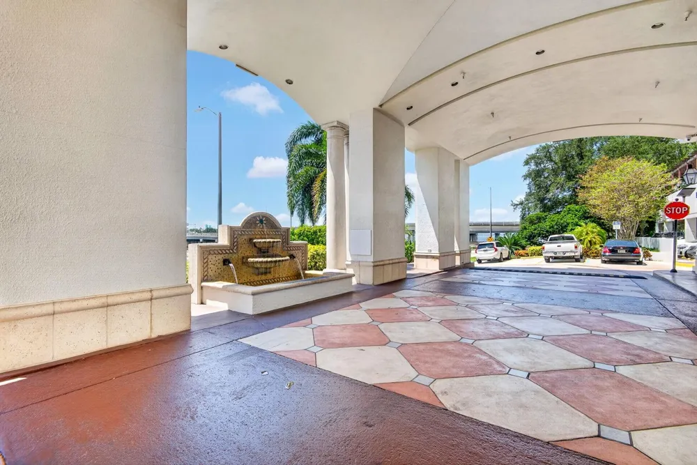 345 BAYSHORE BOULEVARD #403 Tampa, FL 33606
