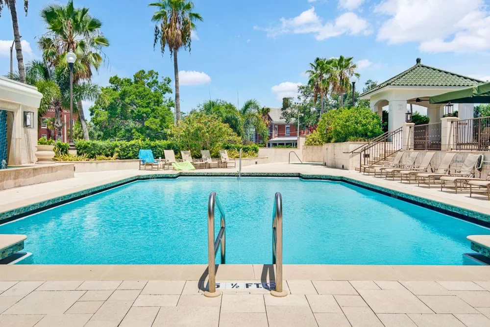 345 BAYSHORE BOULEVARD #403 Tampa, FL 33606