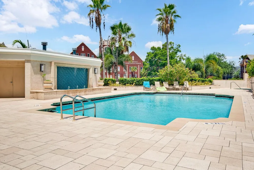 345 BAYSHORE BOULEVARD #403 Tampa, FL 33606