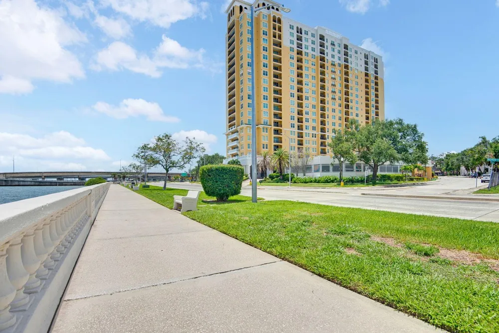 345 BAYSHORE BOULEVARD #403 Tampa, FL 33606