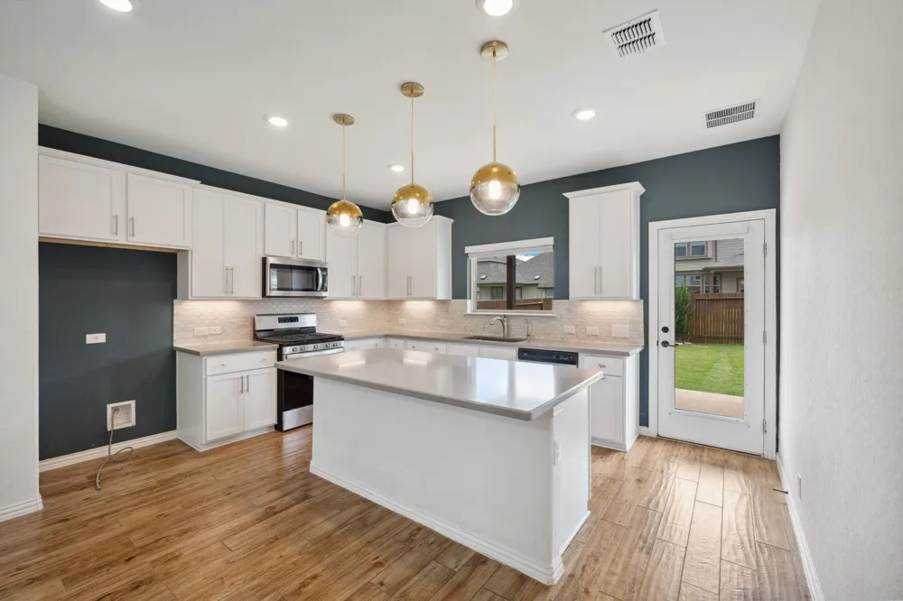 2013 Flametree Avenue New Braunfels, TX 78132